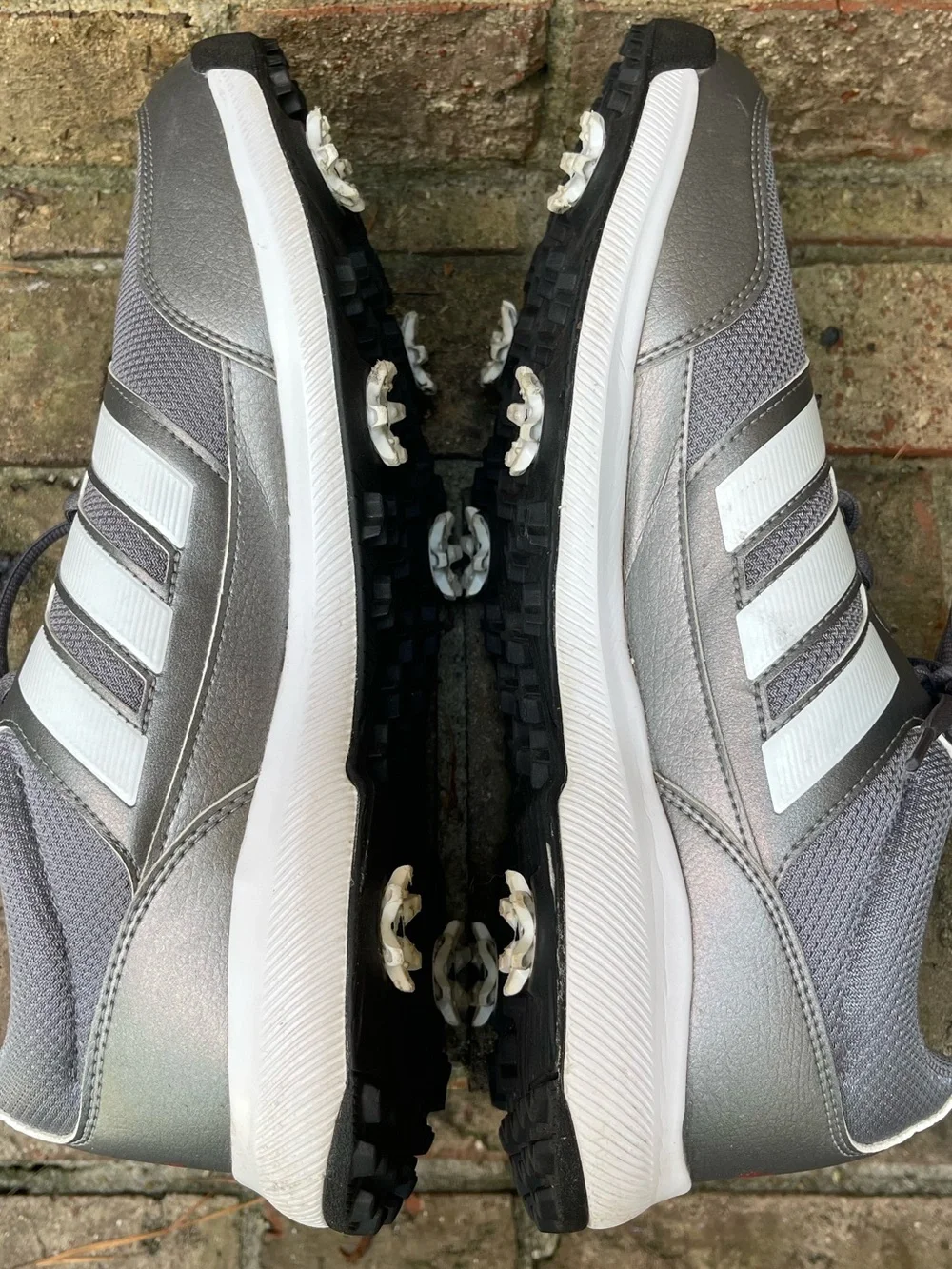 Adidas Men’s Golf Shoes Size 11.5 Gray Silver White Spiked EE9420